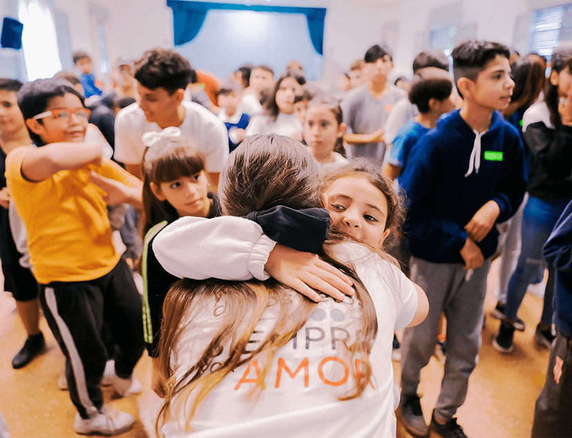 MINED + Servir ganan el Premio Communitas 2025 por sus acciones de Responsabilidad Social Empresarial